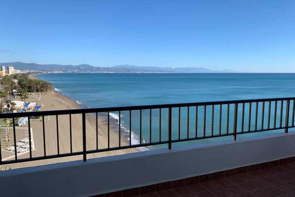 Amazing frontline sea views Studio apartment Castillo Del Vigia Torremolinos Esterno foto