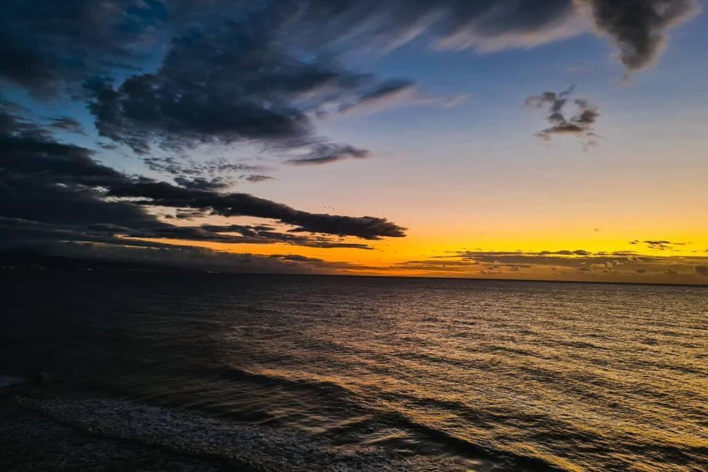 Amazing frontline sea views Studio apartment Castillo Del Vigia Torremolinos Esterno foto
