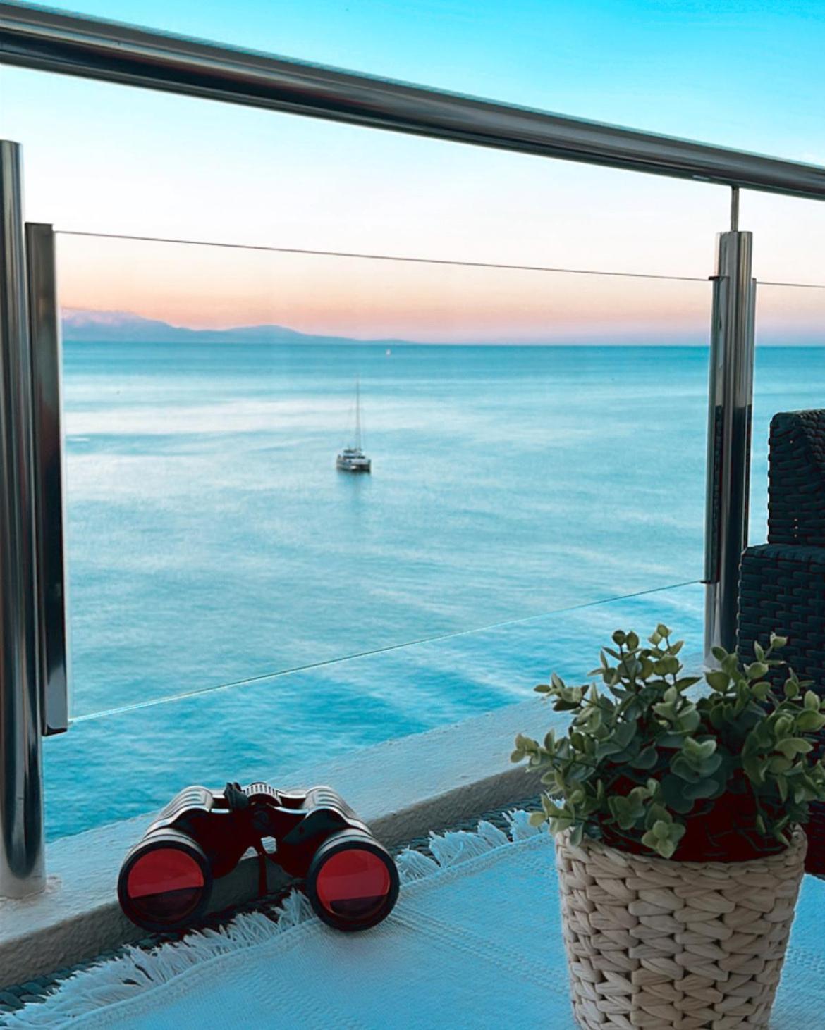 Amazing frontline sea views Studio apartment Castillo Del Vigia Torremolinos Esterno foto